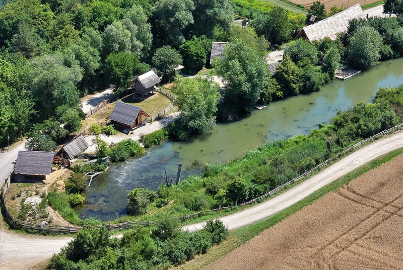 Alcmona aus der Luft 1